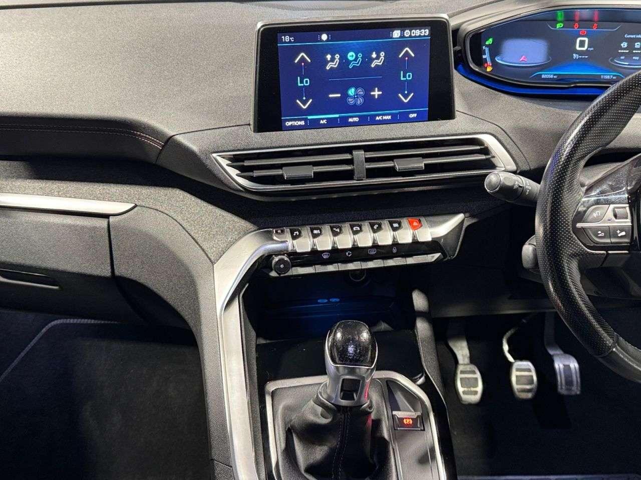 2017 PEUGEOT 3008 2017 PEUGEOT 3008