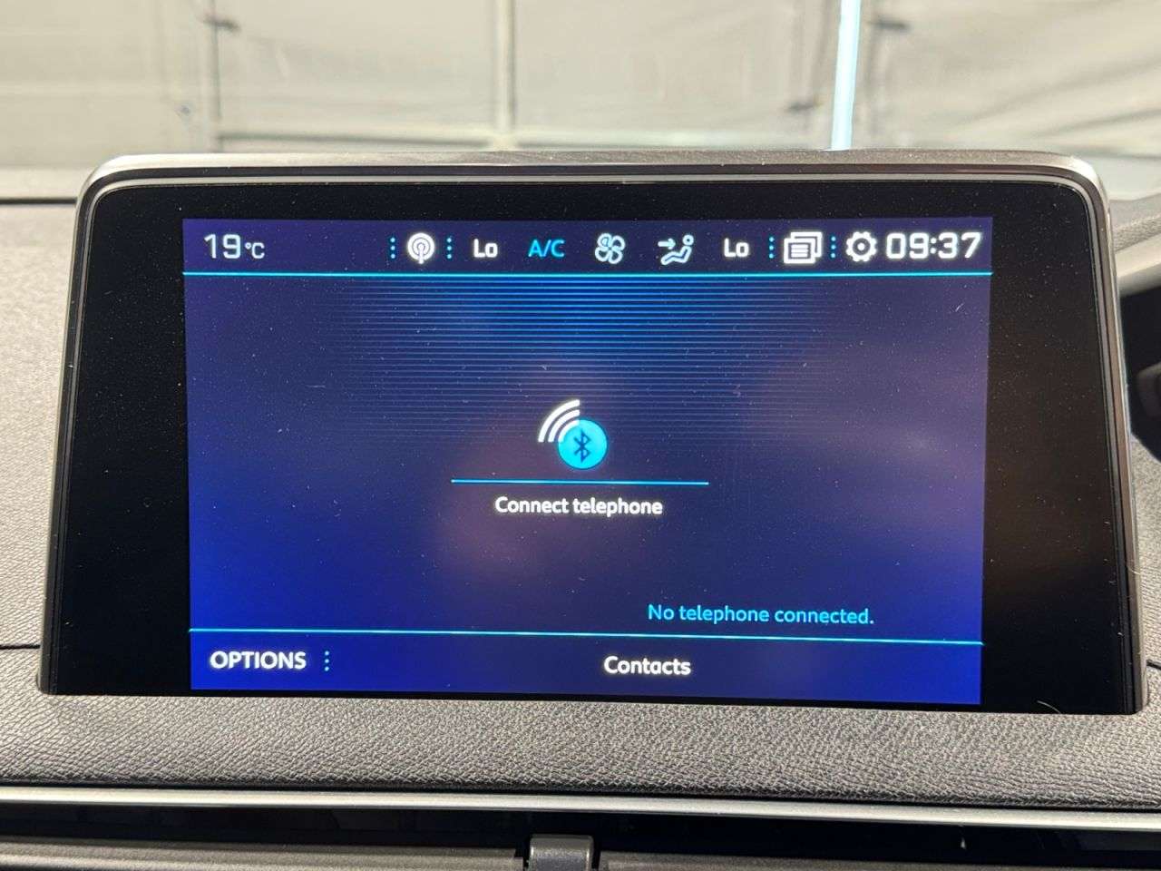 2017 PEUGEOT 3008 2017 PEUGEOT 3008