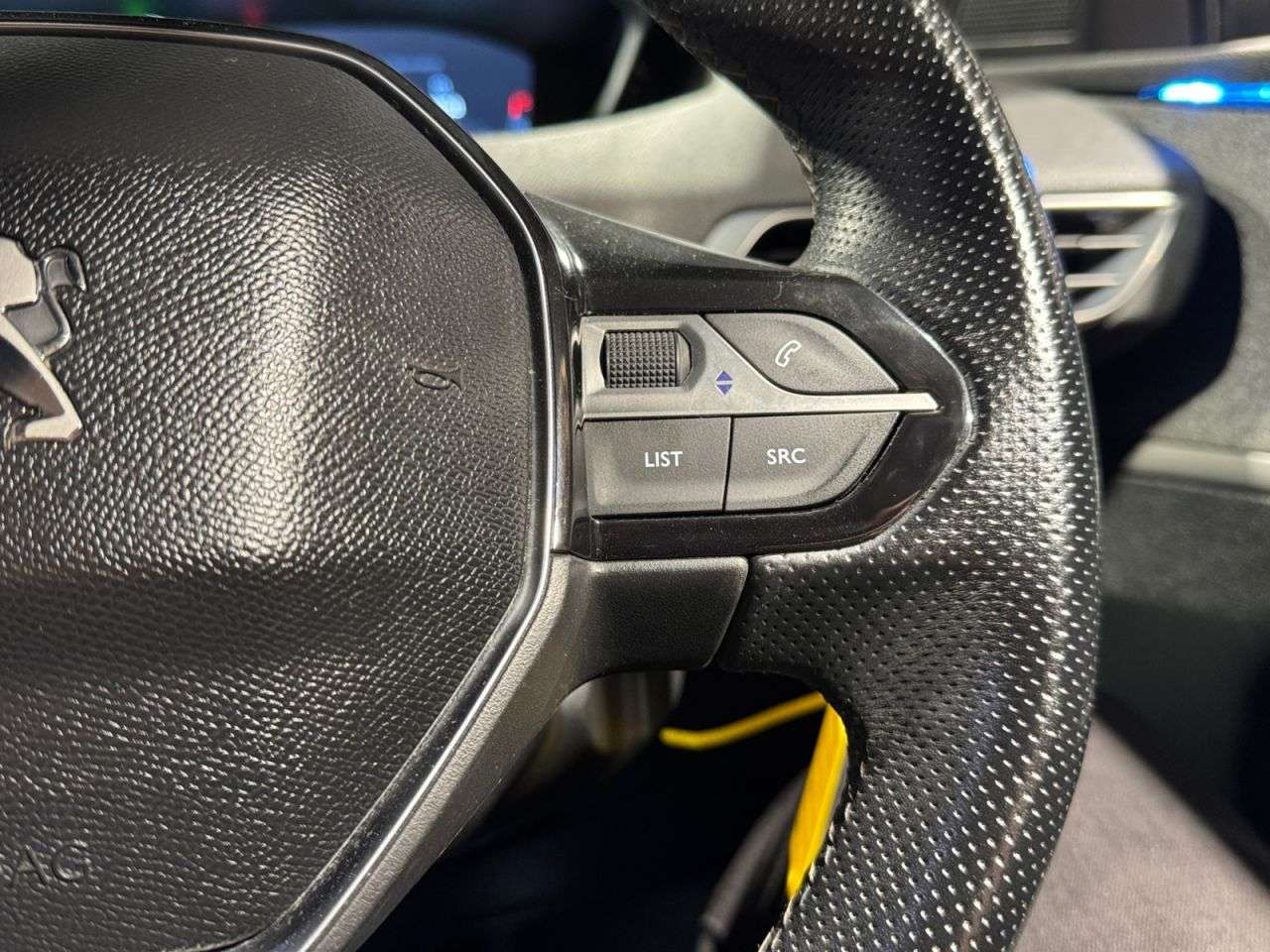 2017 PEUGEOT 3008 2017 PEUGEOT 3008