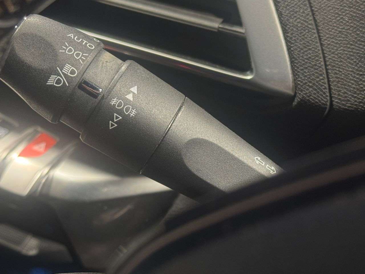 2017 PEUGEOT 3008 2017 PEUGEOT 3008