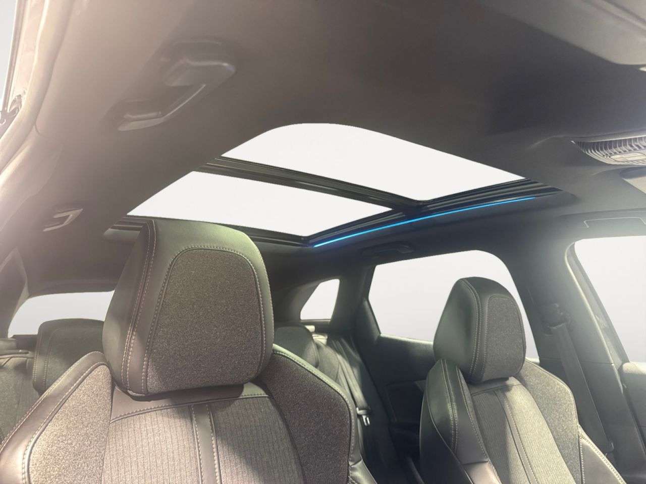 2017 PEUGEOT 3008 2017 PEUGEOT 3008