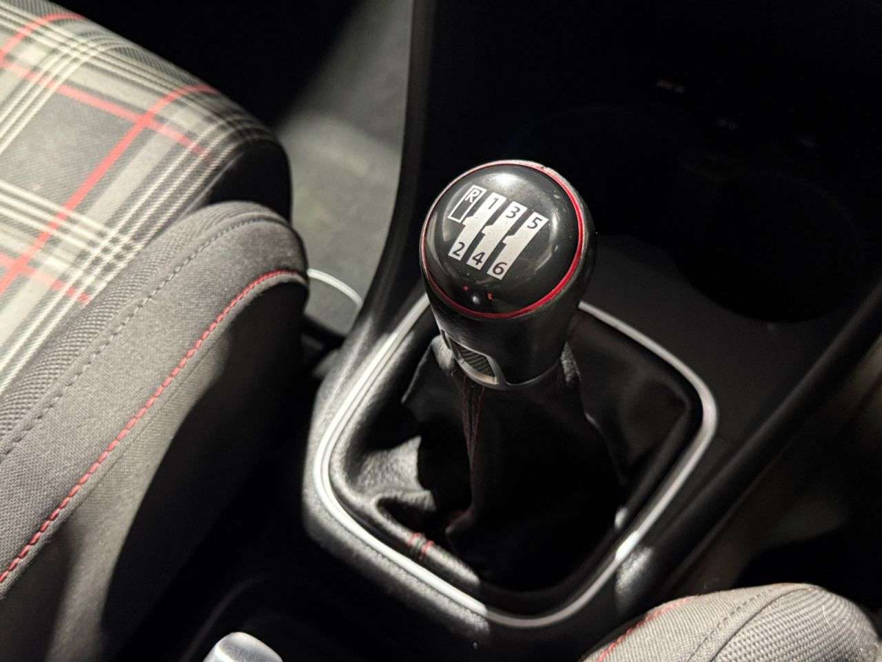 2016 VOLKSWAGEN POLO 2016 VOLKSWAGEN POLO