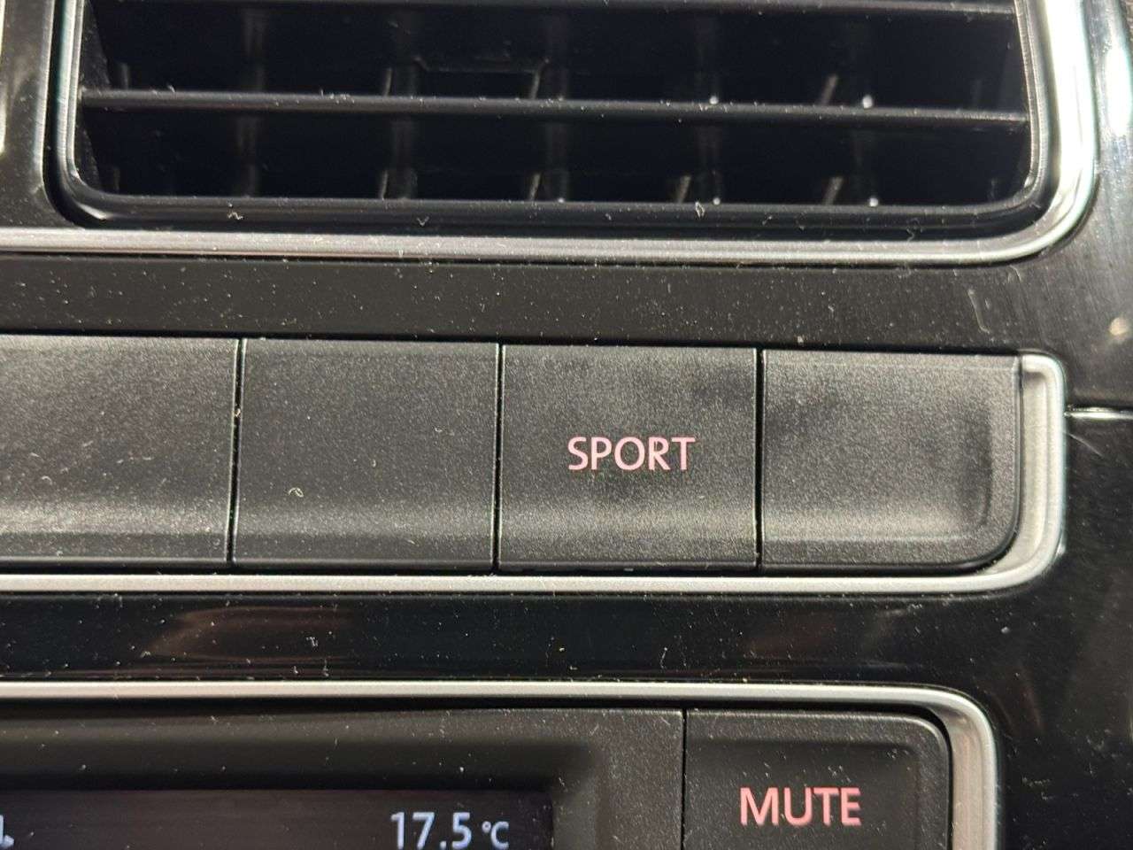 2016 VOLKSWAGEN POLO 2016 VOLKSWAGEN POLO