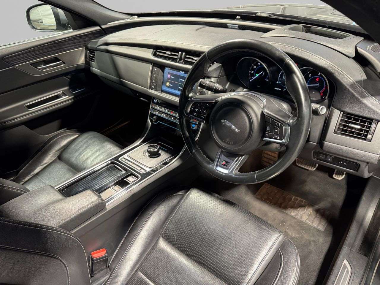 2016 JAGUAR XF 2016 JAGUAR XF