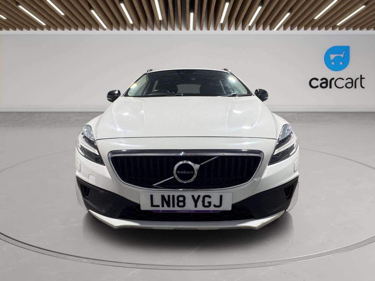 A 2018 VOLVO V40 CROSS COUNTRY 1.5 T3 Pro Hatchback 5dr Petrol Auto Euro 6 (s/s) (152 ps) (Rates starting A 2018 VOLVO V40 CROSS COUNTRY 1.5 T3 Pro Hatchback 5dr Petrol Auto Euro 6 (s/s) (152 ps) (Rates starting