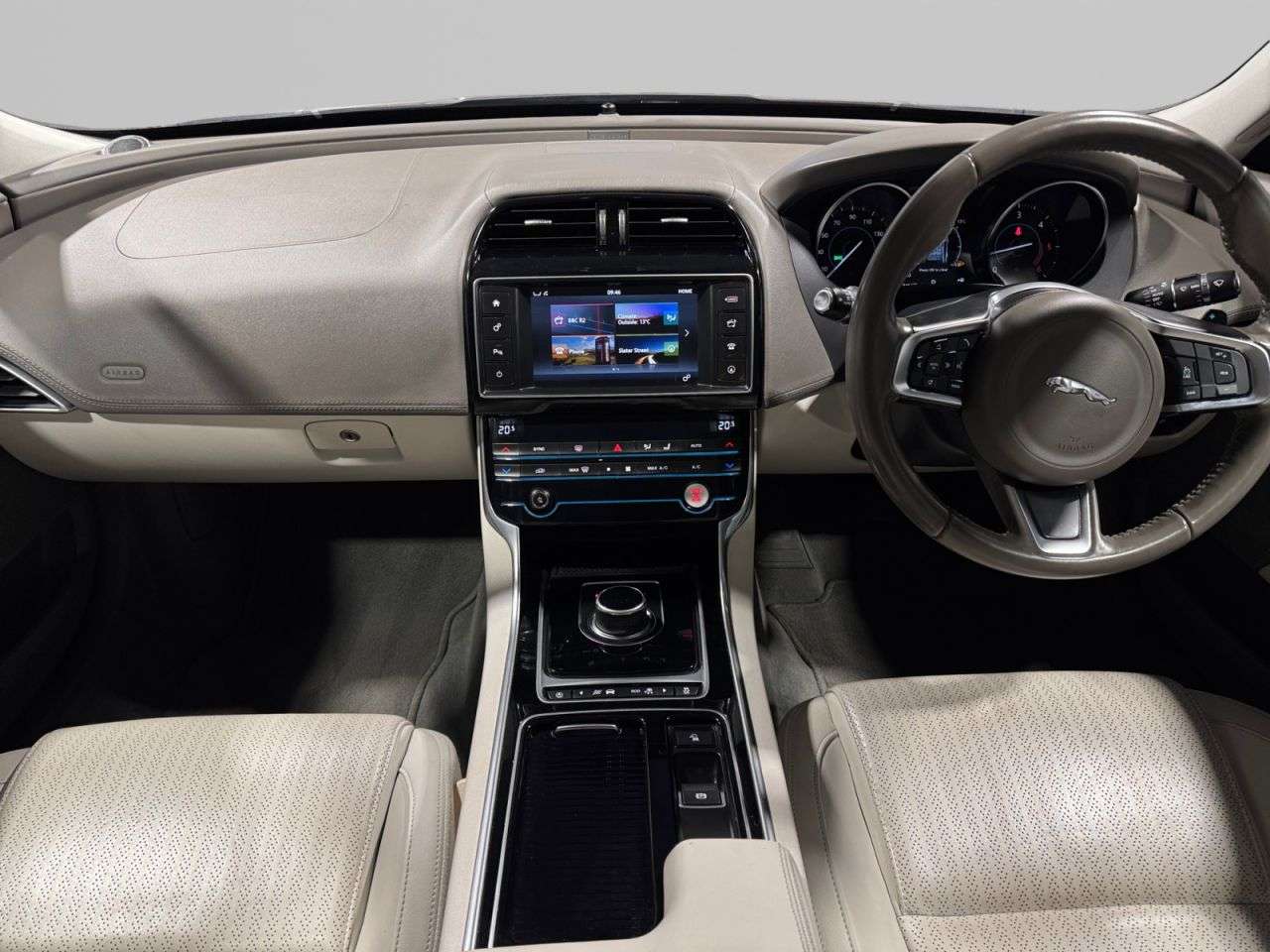 2018 JAGUAR XE 2018 JAGUAR XE