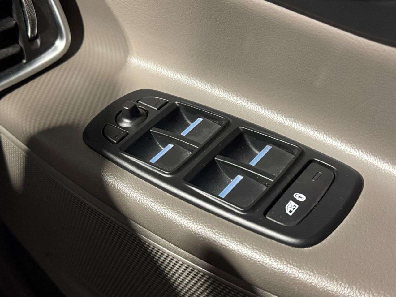 2018 JAGUAR XE 2018 JAGUAR XE