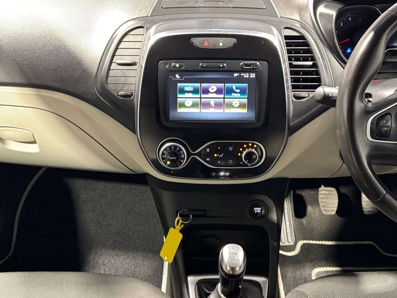 2019 RENAULT CAPTUR 2019 RENAULT CAPTUR