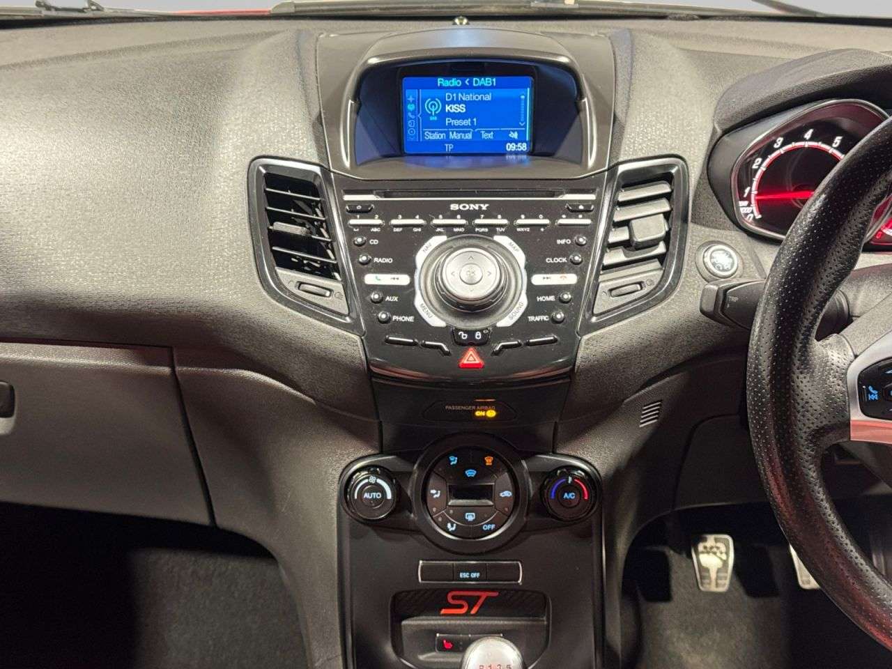 2015 FORD FIESTA 2015 FORD FIESTA
