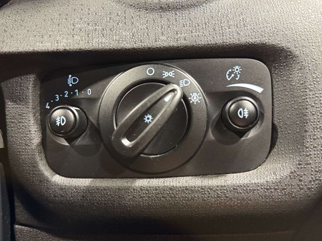 2015 FORD FIESTA 2015 FORD FIESTA