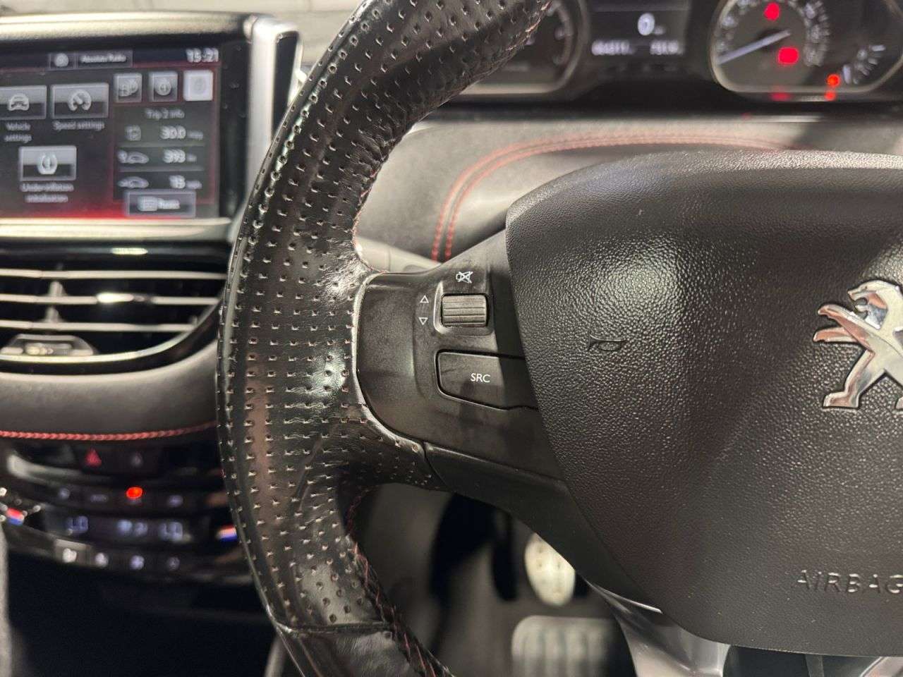 2015 PEUGEOT 208 2015 PEUGEOT 208