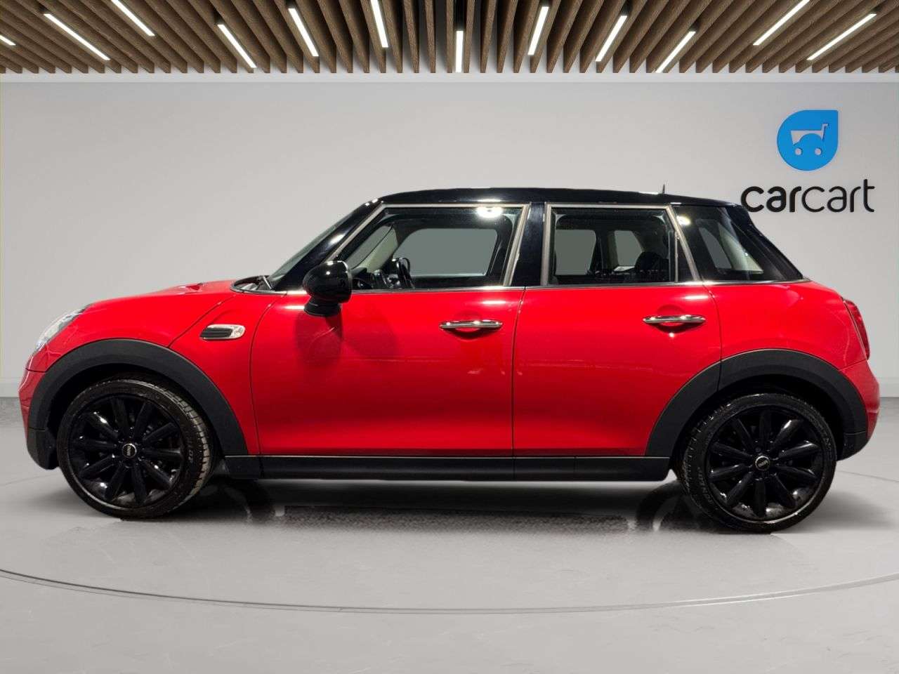 A 2017 MINI HATCH 1.5 Cooper Hatchback 5dr Petrol Manual Euro 6 (s/s) (136 ps) (Rates startin A 2017 MINI HATCH 1.5 Cooper Hatchback 5dr Petrol Manual Euro 6 (s/s) (136 ps) (Rates startin