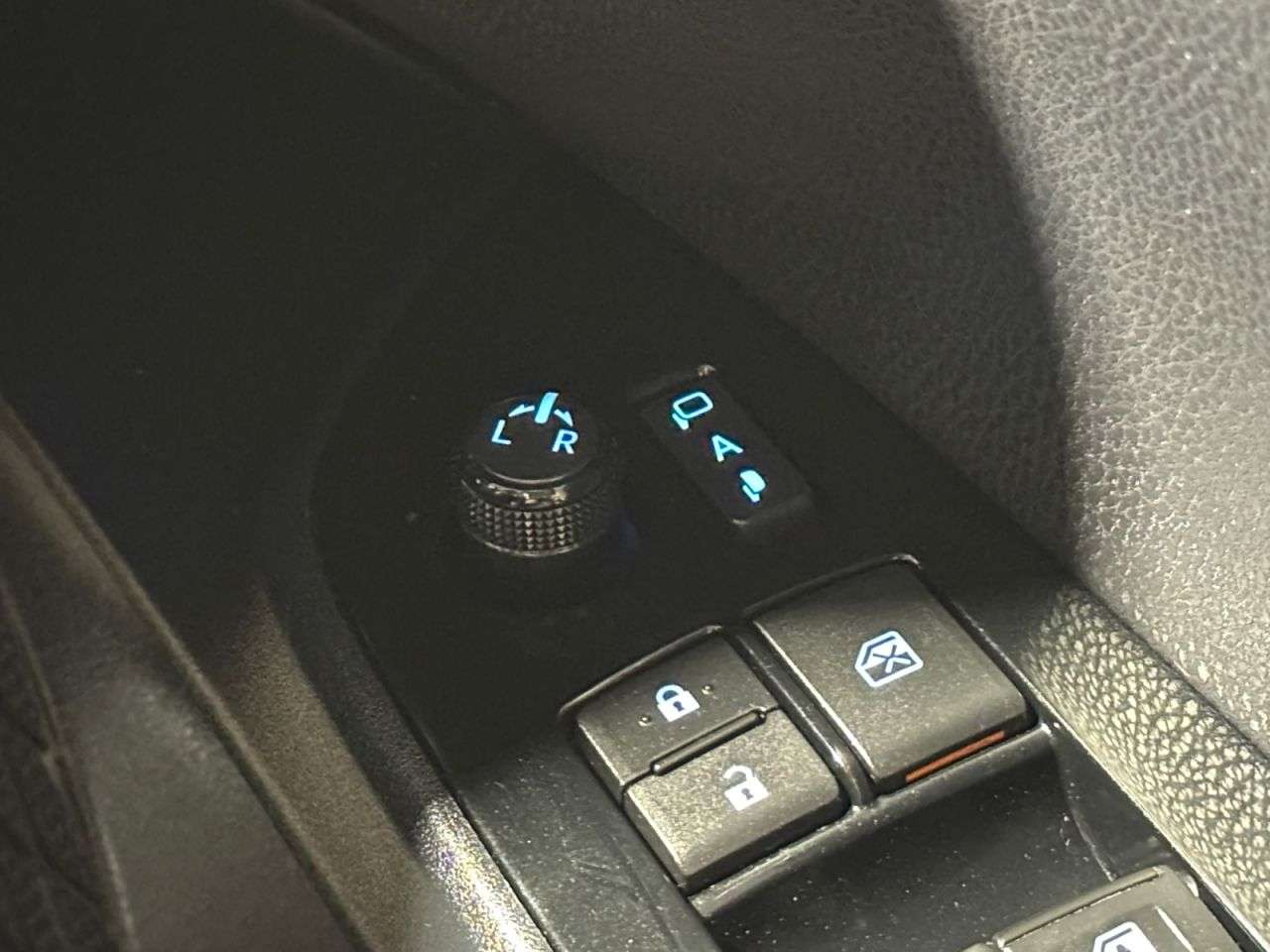 2017 TOYOTA PRIUS 2017 TOYOTA PRIUS