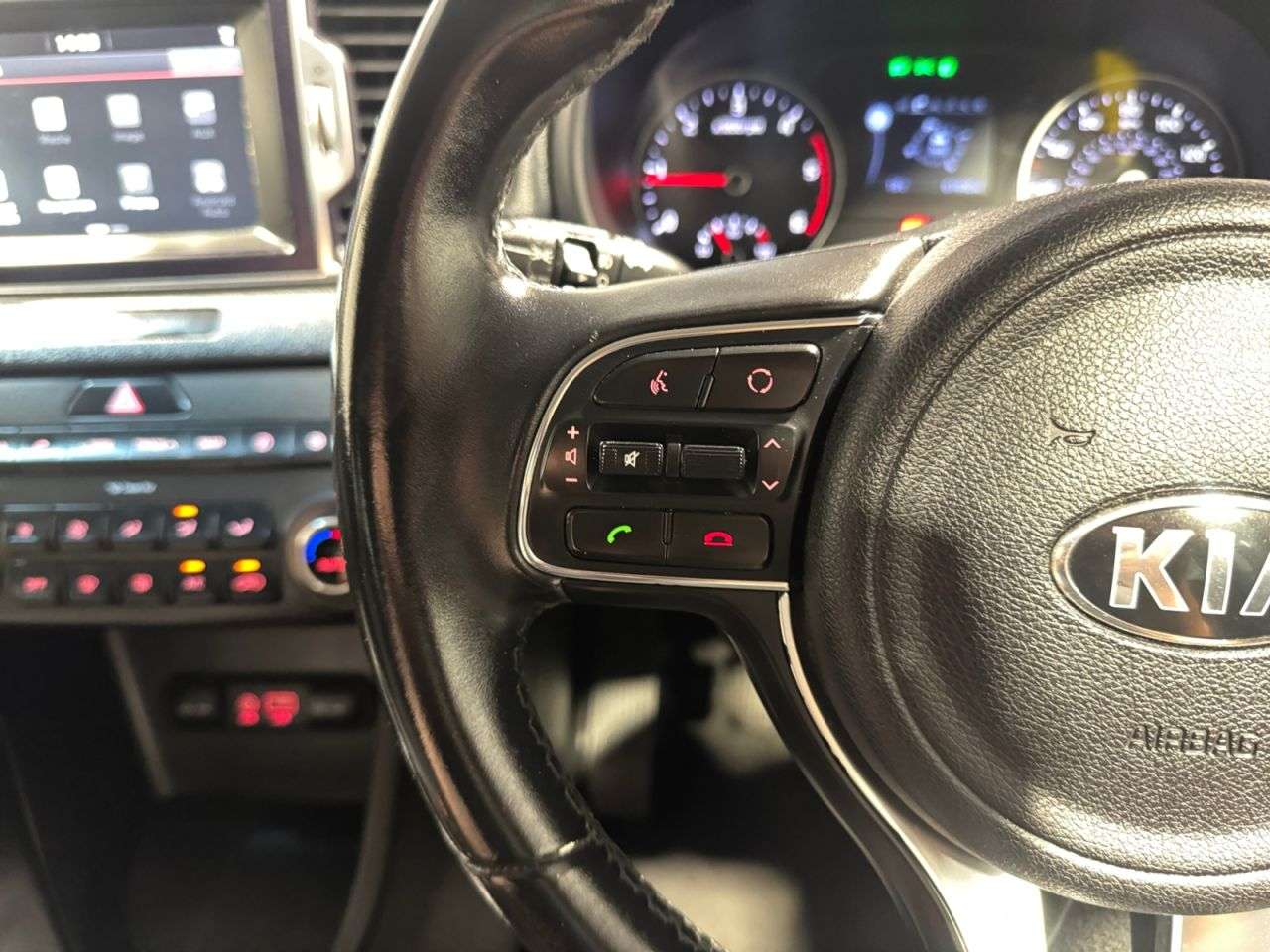 2017 KIA SPORTAGE 2017 KIA SPORTAGE