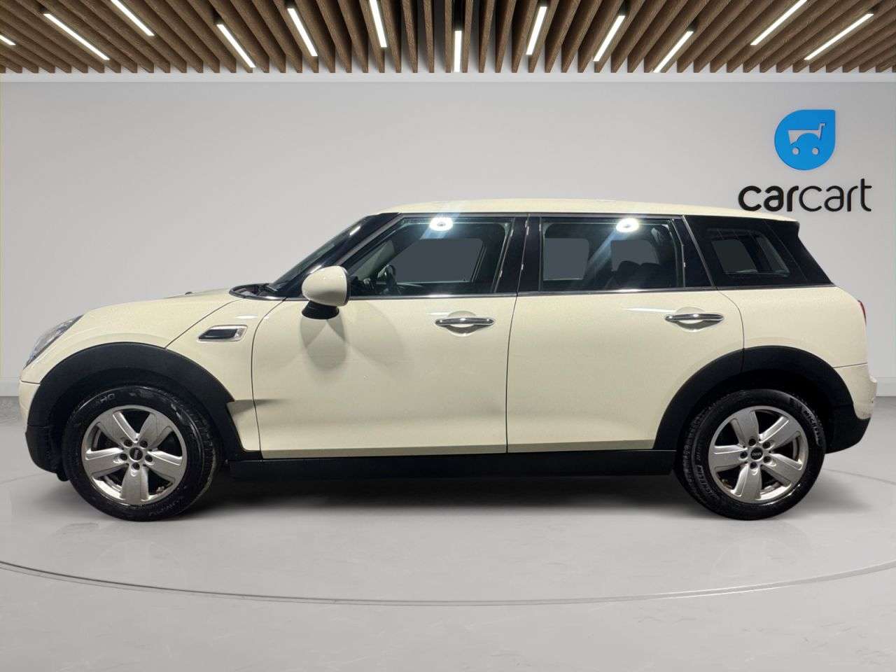 A 2017 MINI CLUBMAN 1.5 One D Estate 6dr Diesel Manual Euro 6 (s/s) (116 ps) (Rates starting as A 2017 MINI CLUBMAN 1.5 One D Estate 6dr Diesel Manual Euro 6 (s/s) (116 ps) (Rates starting as