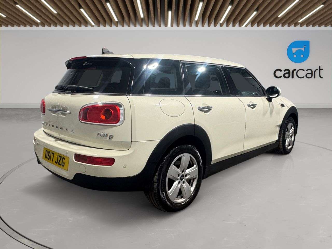 2017 MINI CLUBMAN 2017 MINI CLUBMAN