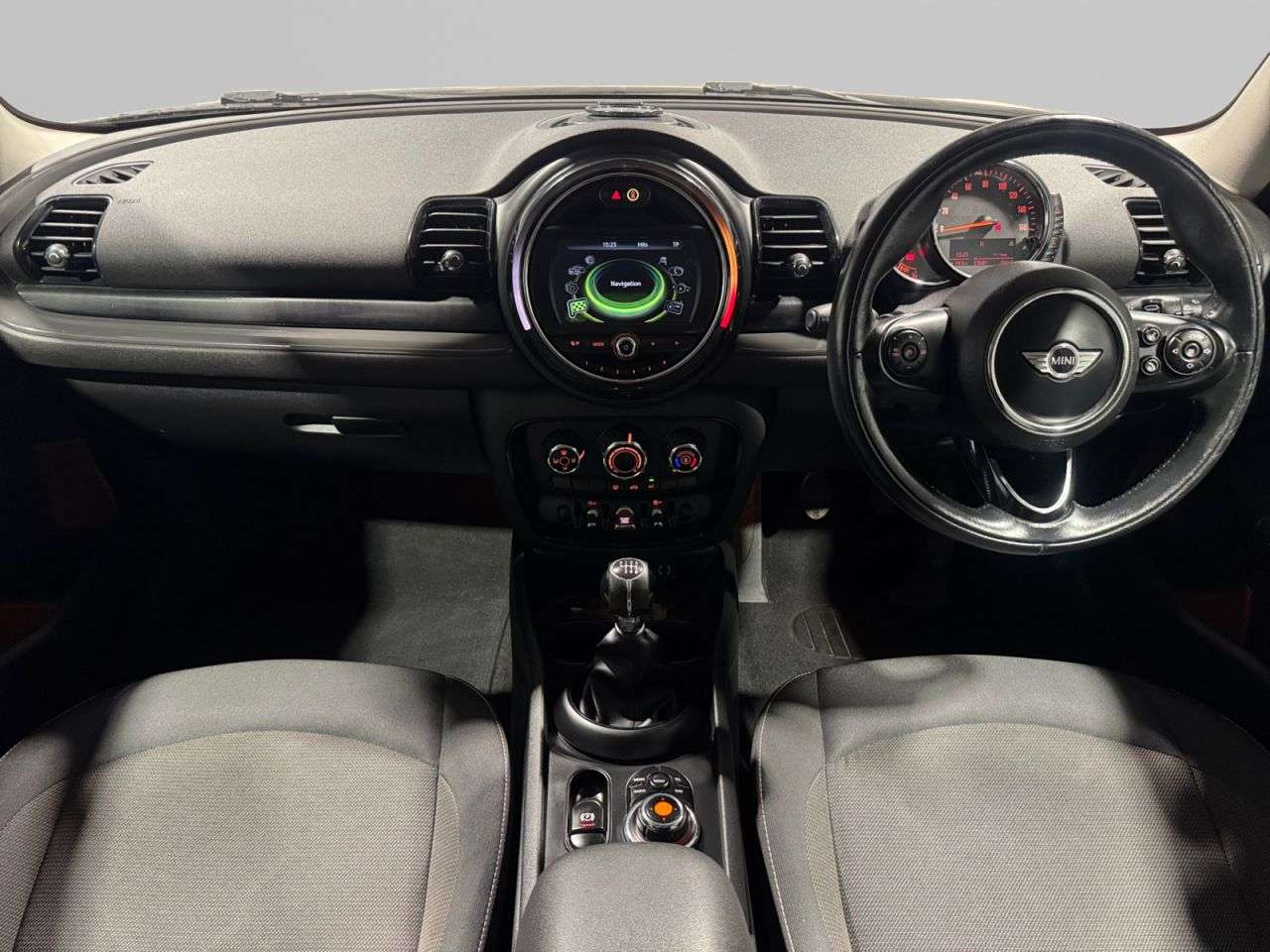 2017 MINI CLUBMAN 2017 MINI CLUBMAN