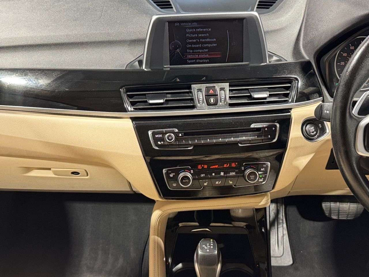2016 BMW X1 2016 BMW X1
