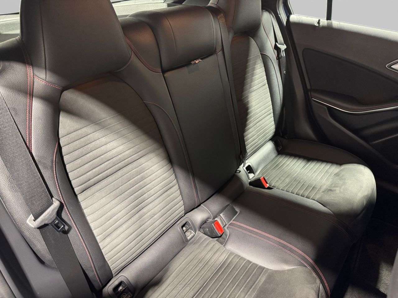 2017 MERCEDES-BENZ A-CLASS 2017 MERCEDES-BENZ A-CLASS