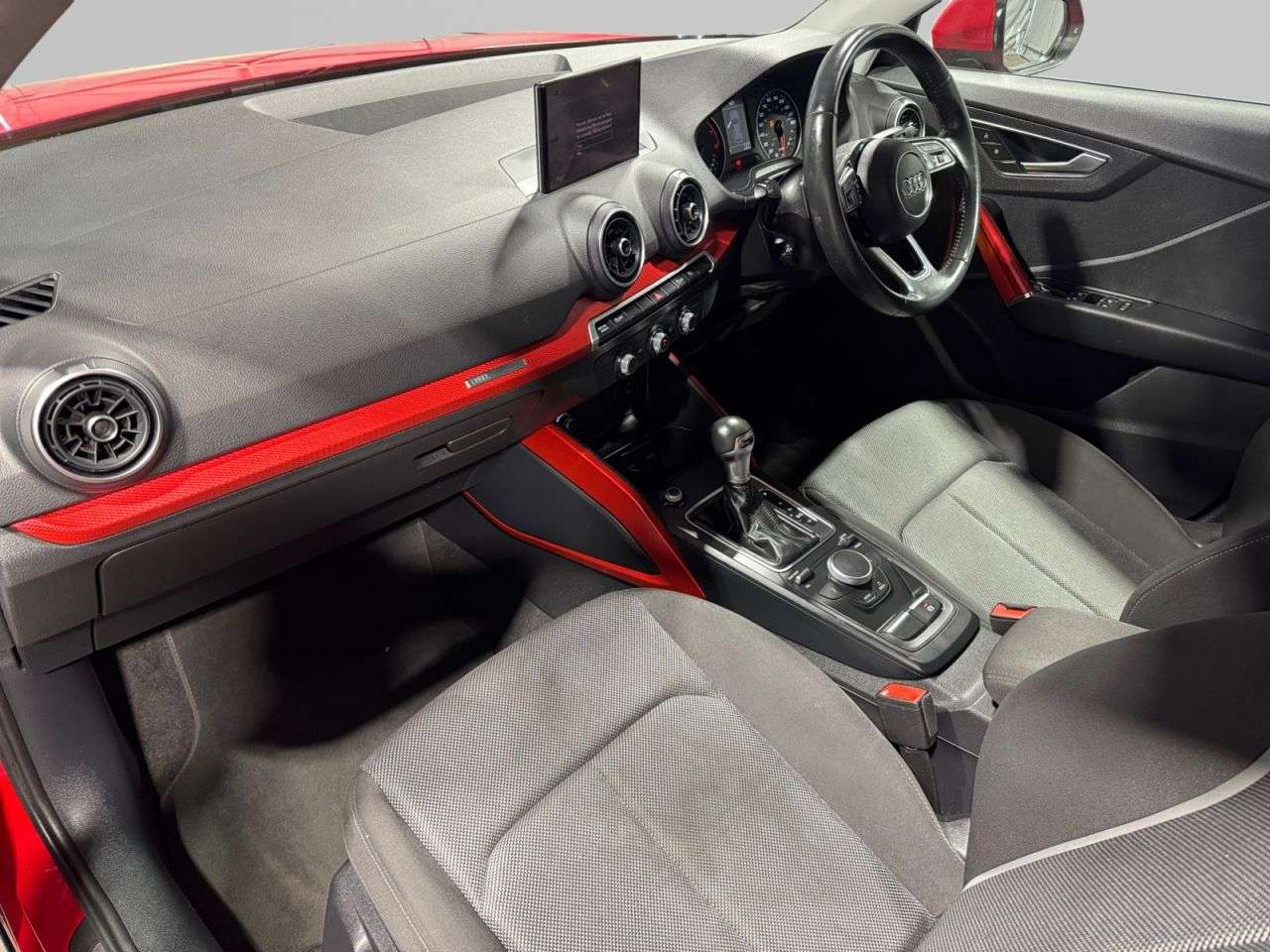 2017 AUDI Q2 2017 AUDI Q2