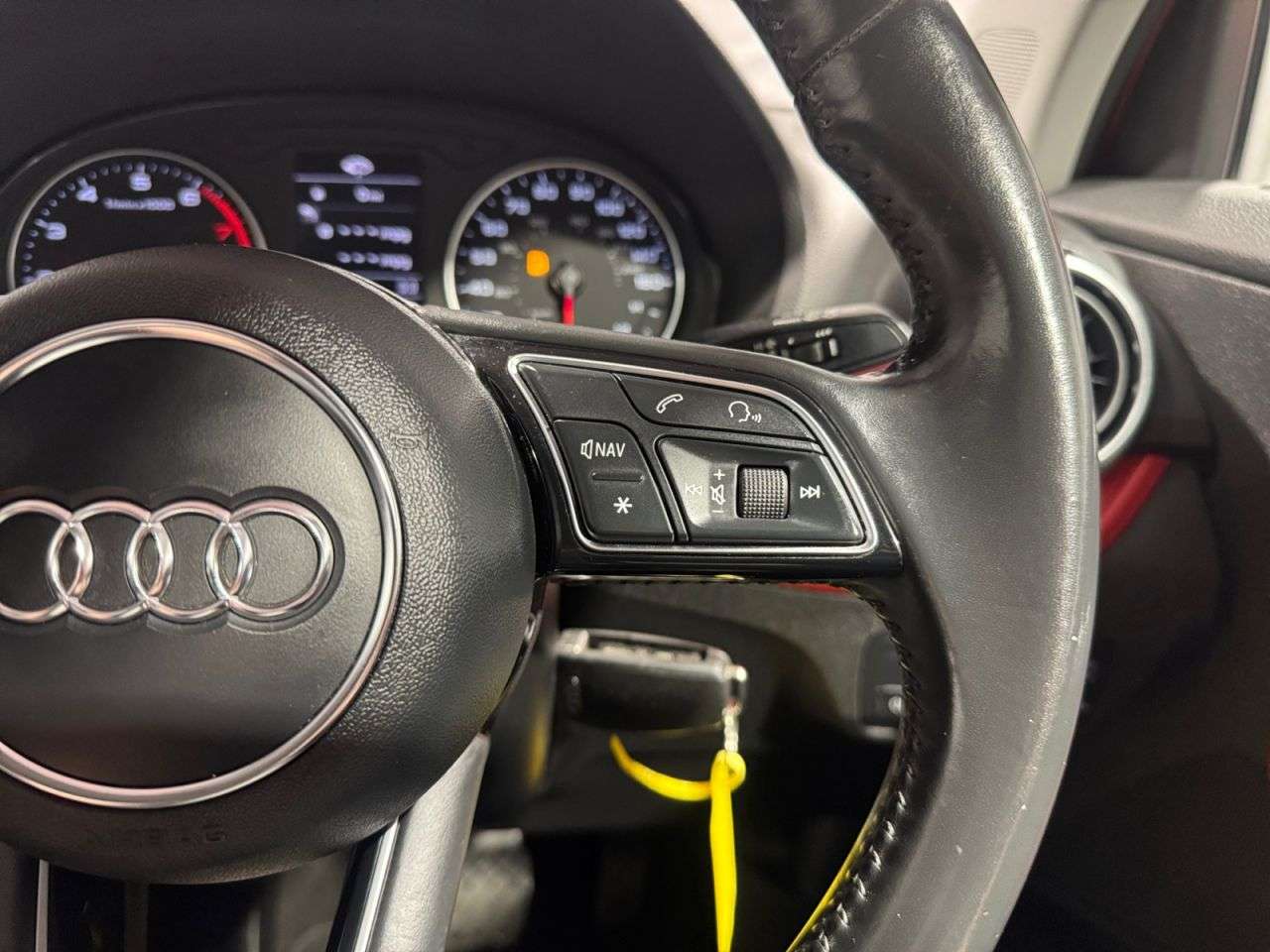 2017 AUDI Q2 2017 AUDI Q2