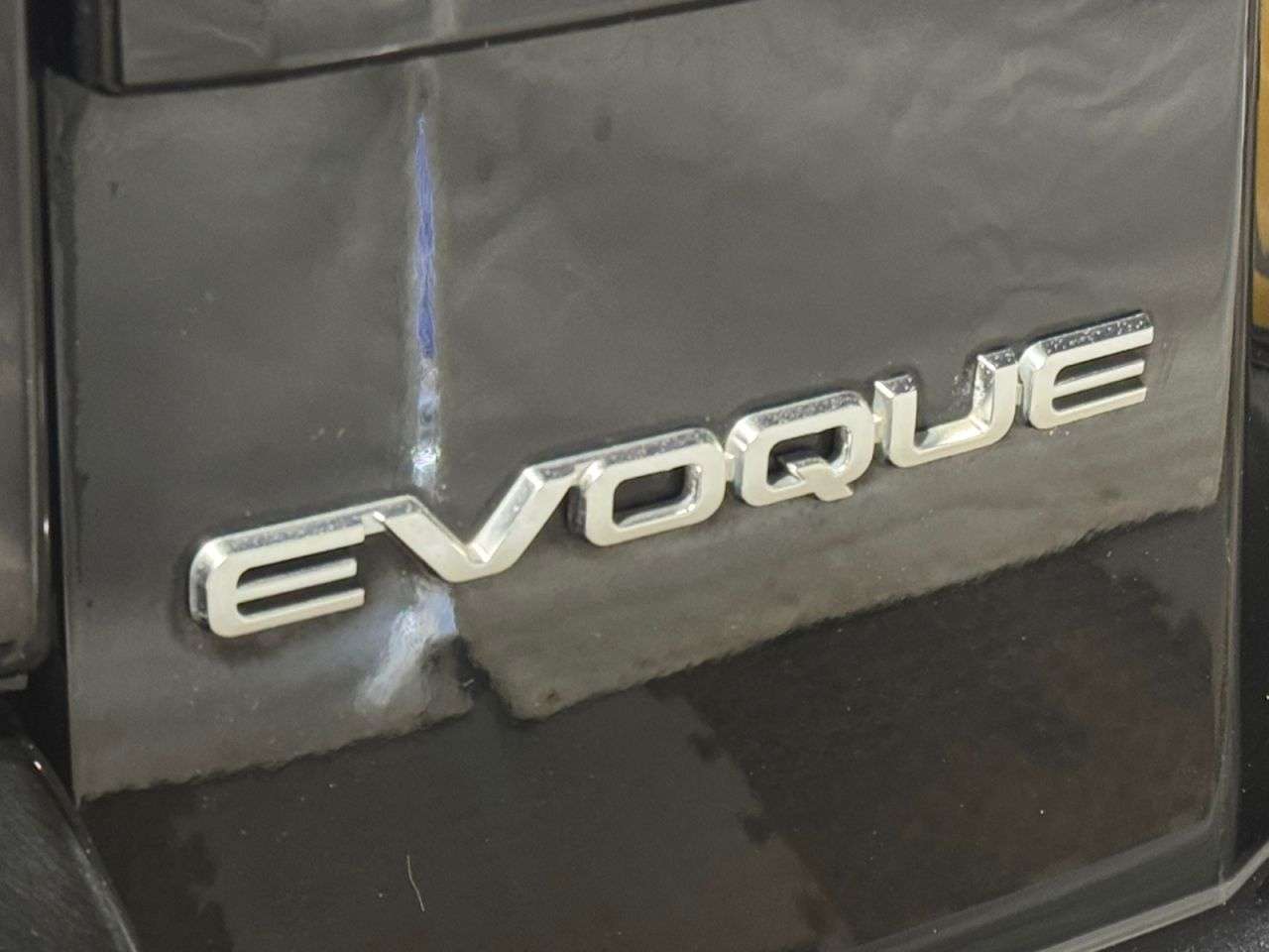 2018 LAND ROVER RANGE ROVER EVOQUE 2018 LAND ROVER RANGE ROVER EVOQUE