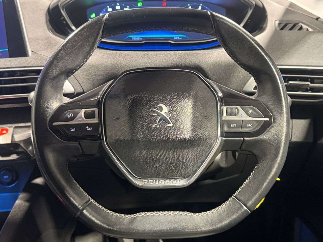 2017 PEUGEOT 3008 2017 PEUGEOT 3008