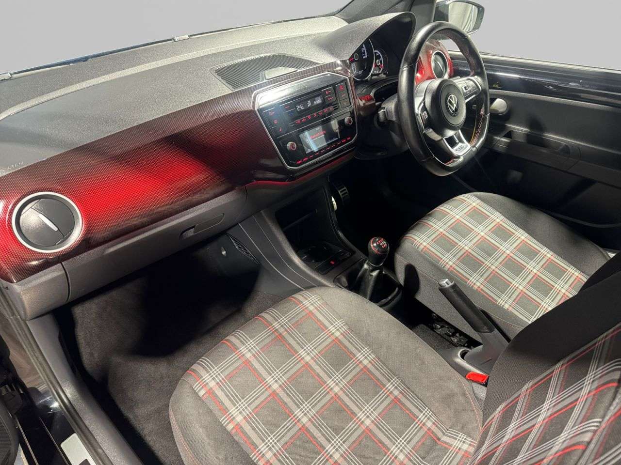 2020 VOLKSWAGEN UP! 2020 VOLKSWAGEN UP!