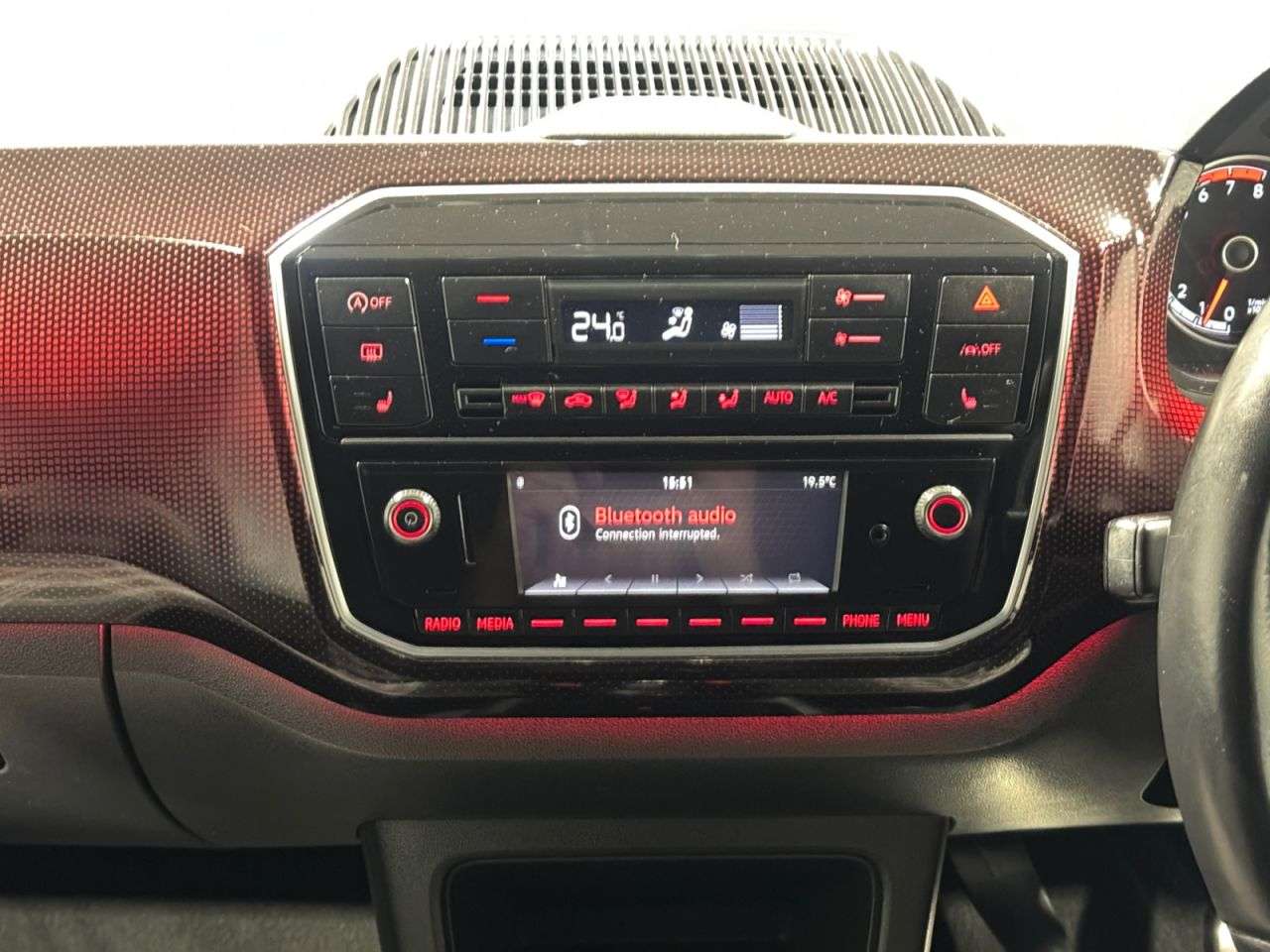2020 VOLKSWAGEN UP! 2020 VOLKSWAGEN UP!