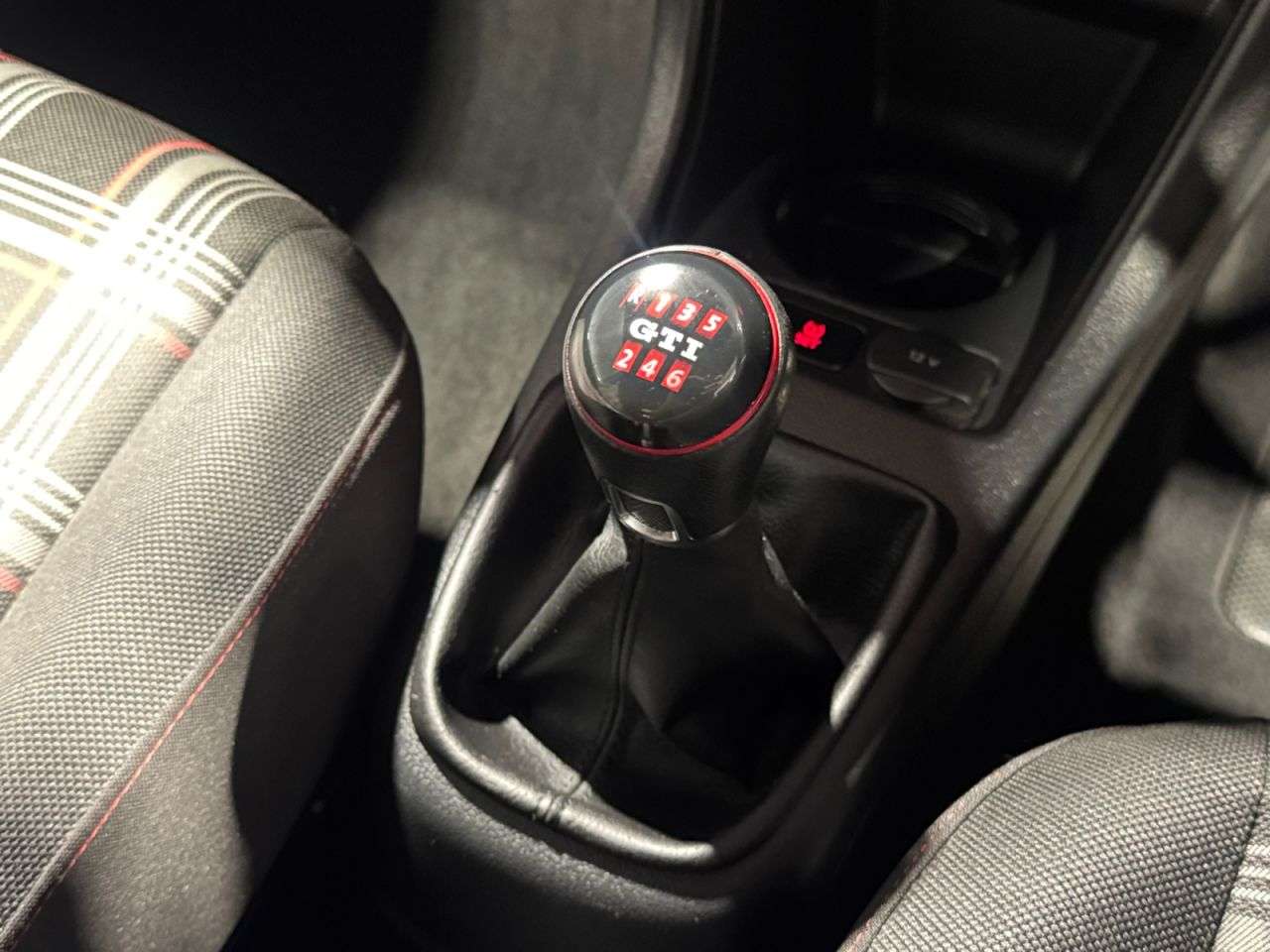 2020 VOLKSWAGEN UP! 2020 VOLKSWAGEN UP!