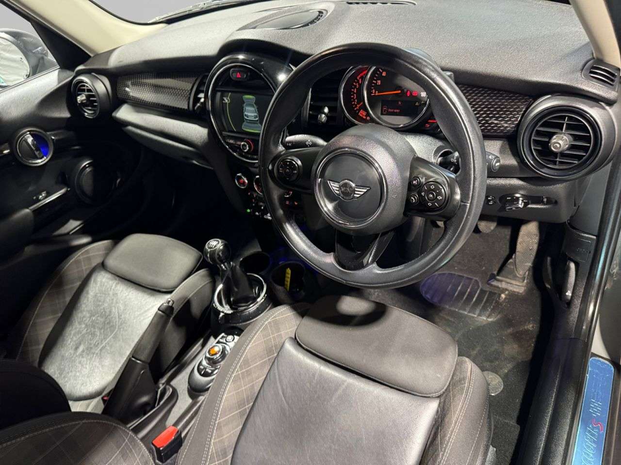 2017 MINI HATCH 2017 MINI HATCH