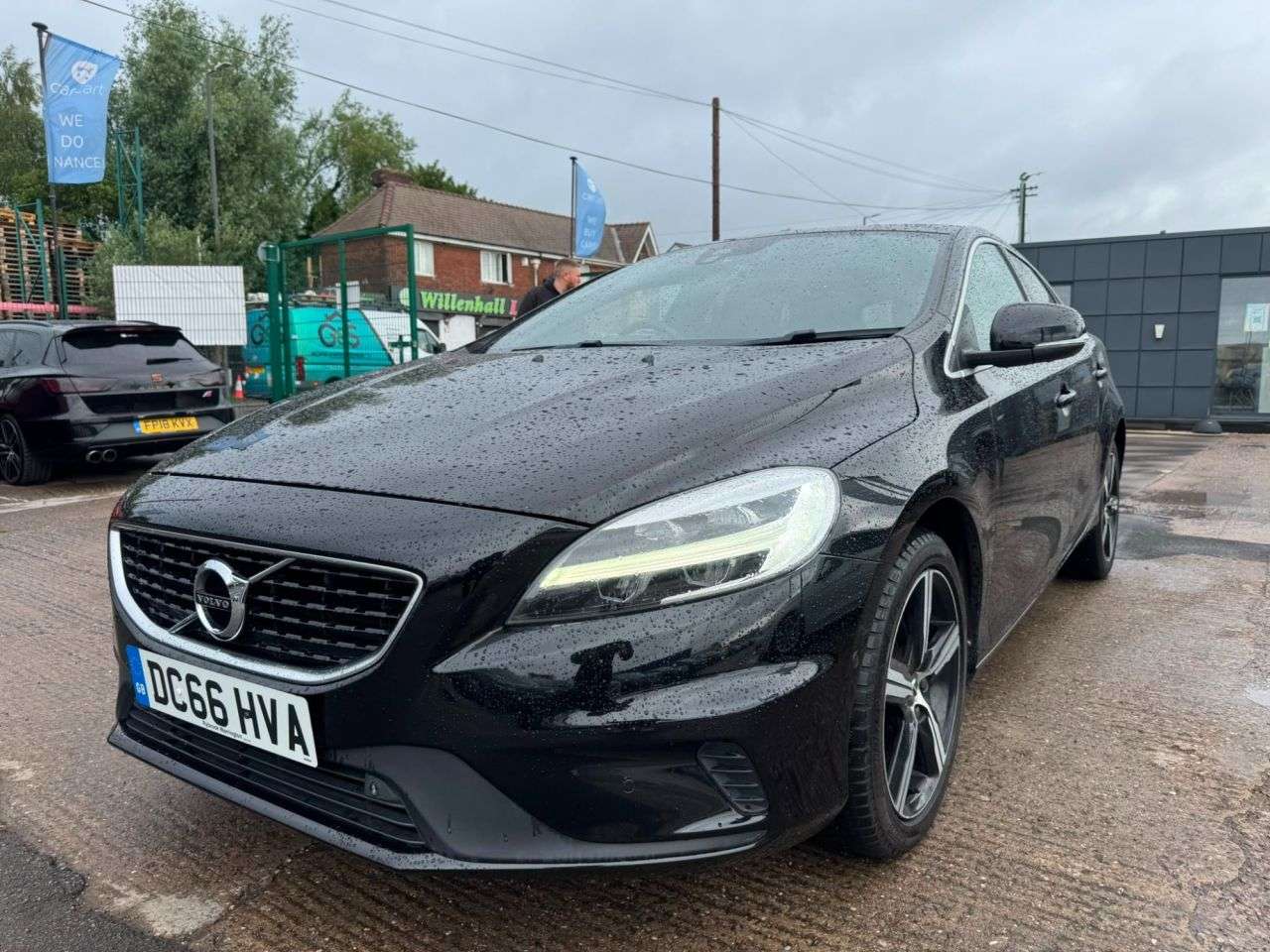 A 2016 VOLVO V40 2.0 T3 R-Design Hatchback 5dr Petrol Manual Euro 6 (s/s) (152 ps) (Rates st A 2016 VOLVO V40 2.0 T3 R-Design Hatchback 5dr Petrol Manual Euro 6 (s/s) (152 ps) (Rates st
