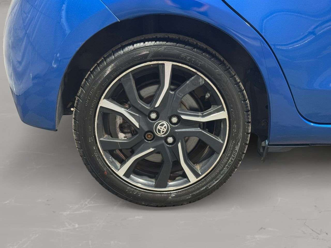 2016 TOYOTA YARIS 2016 TOYOTA YARIS