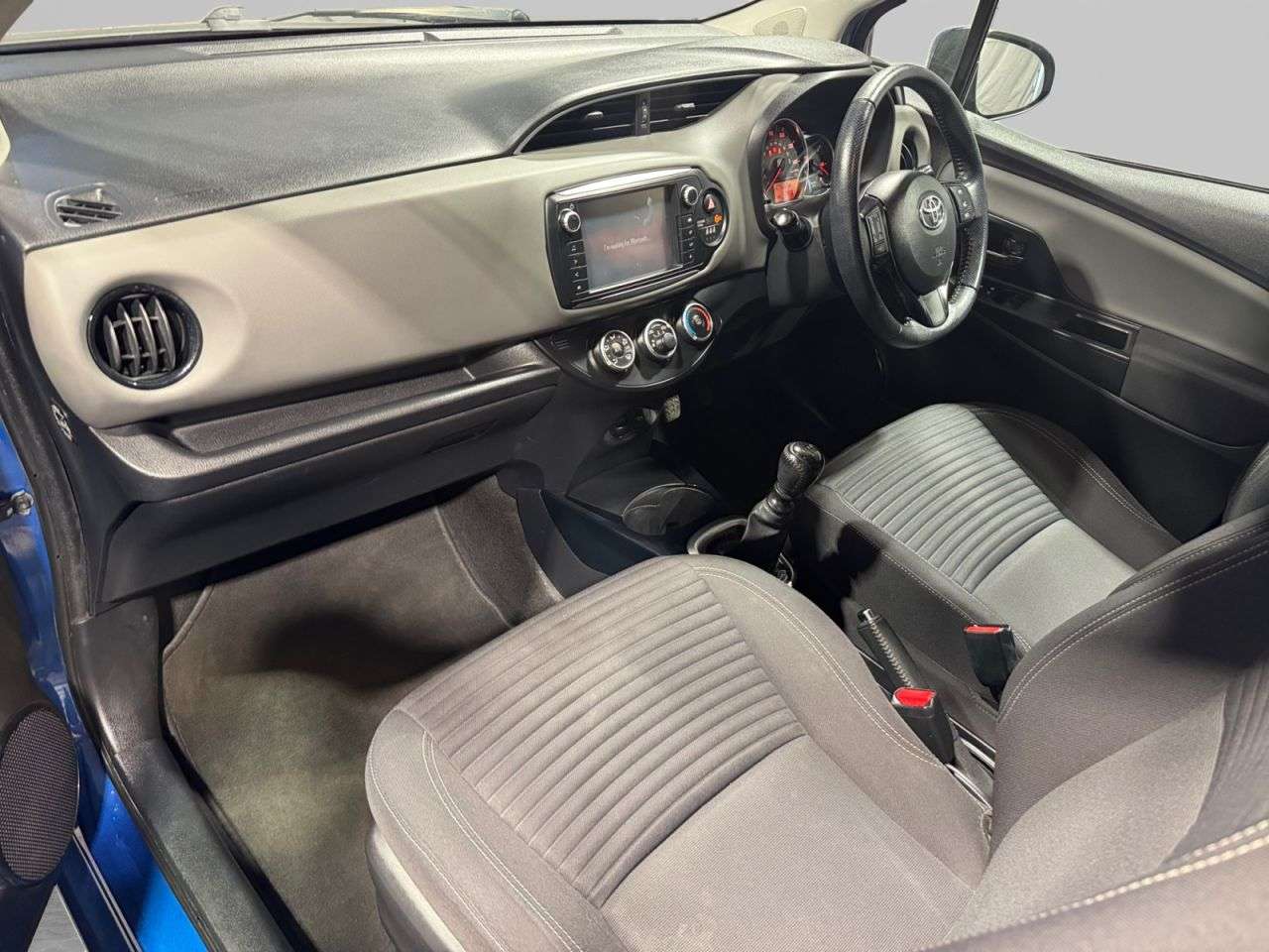 2016 TOYOTA YARIS 2016 TOYOTA YARIS