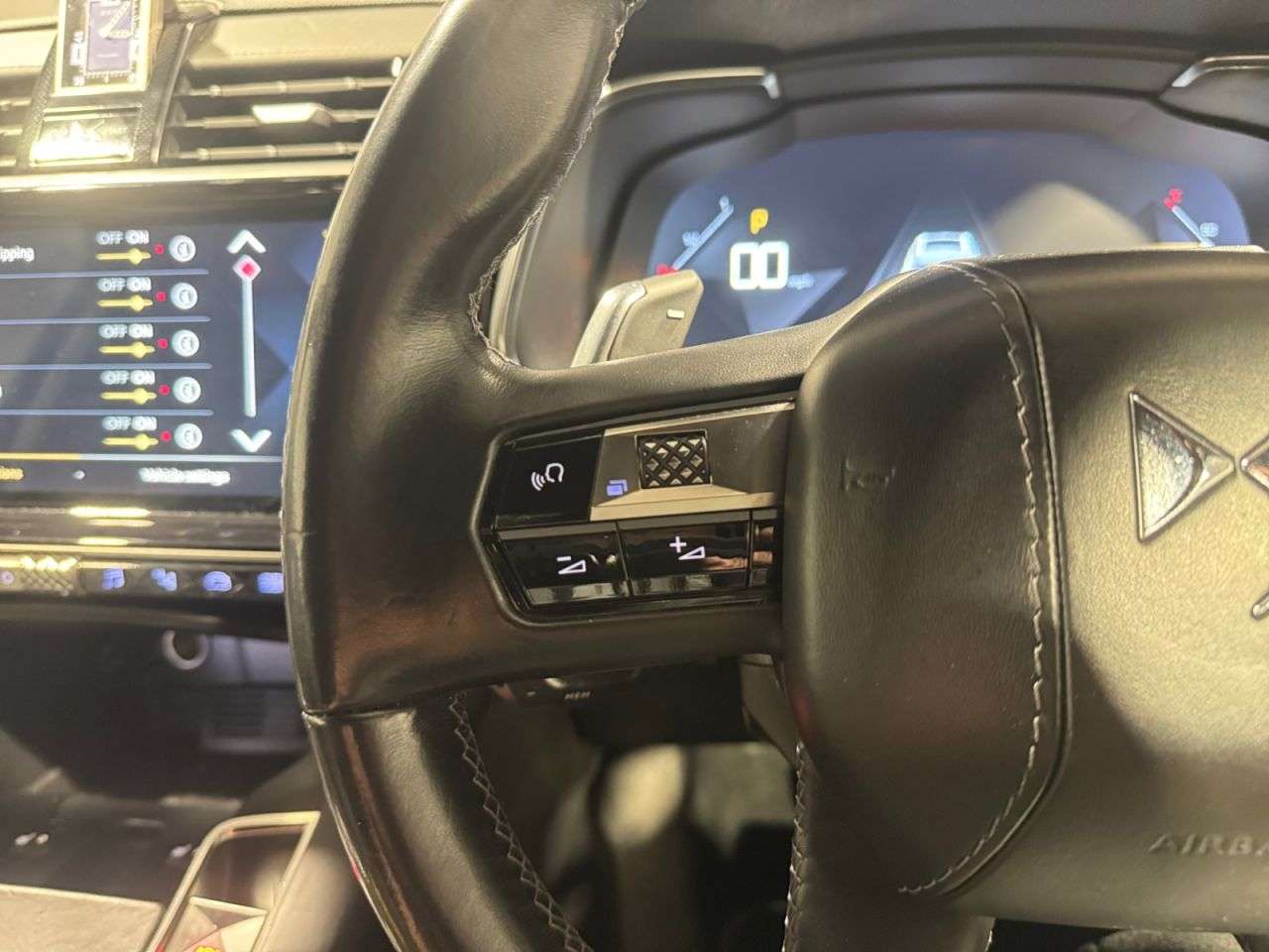 2019 DS AUTOMOBILES DS 7 CROSSBACK 2019 DS AUTOMOBILES DS 7 CROSSBACK