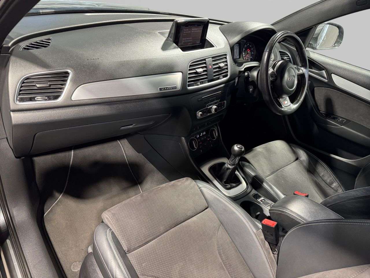 2016 AUDI Q3 2016 AUDI Q3