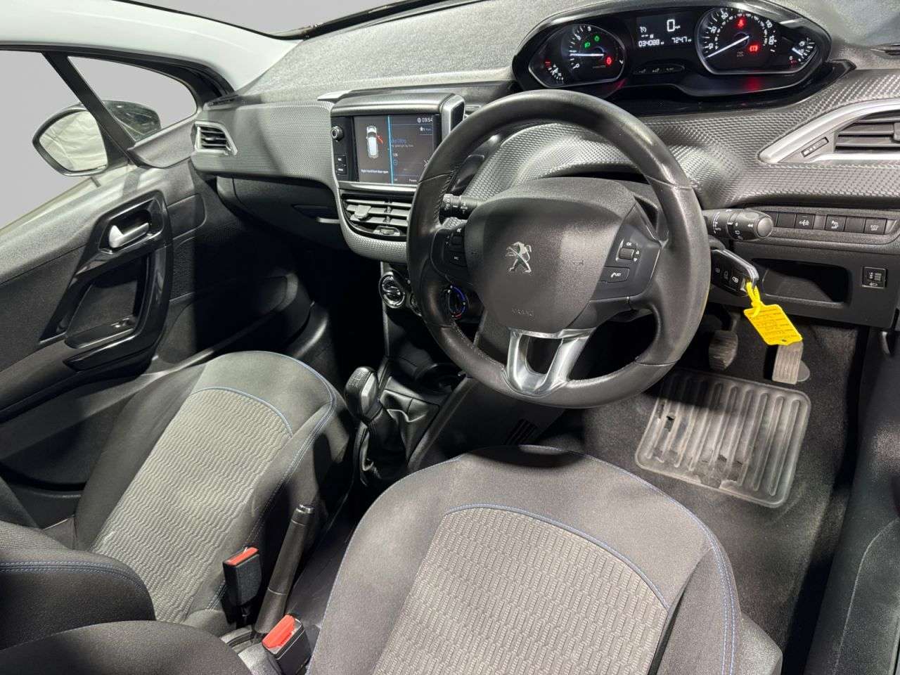 2018 PEUGEOT 208 2018 PEUGEOT 208