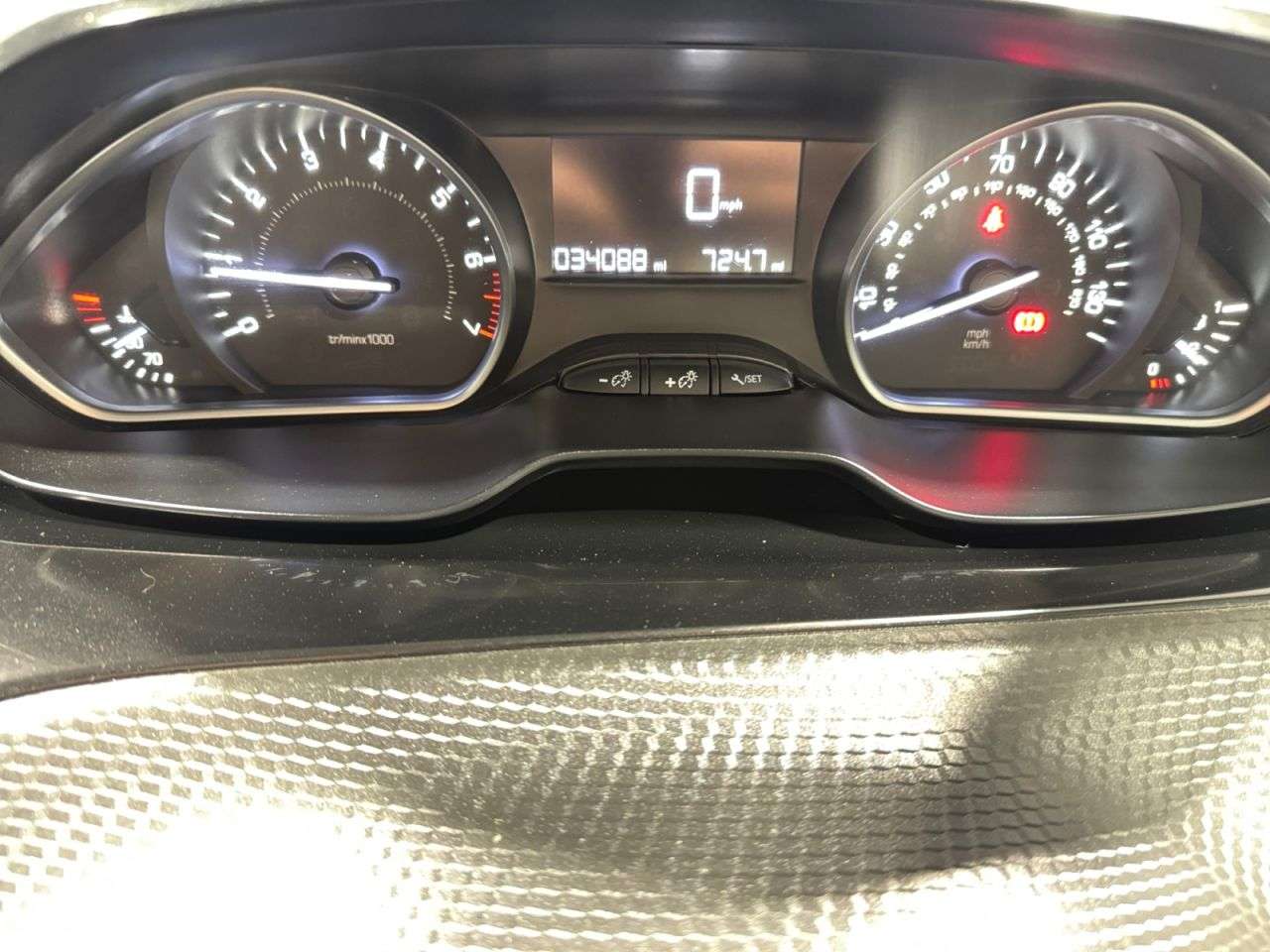 2018 PEUGEOT 208 2018 PEUGEOT 208