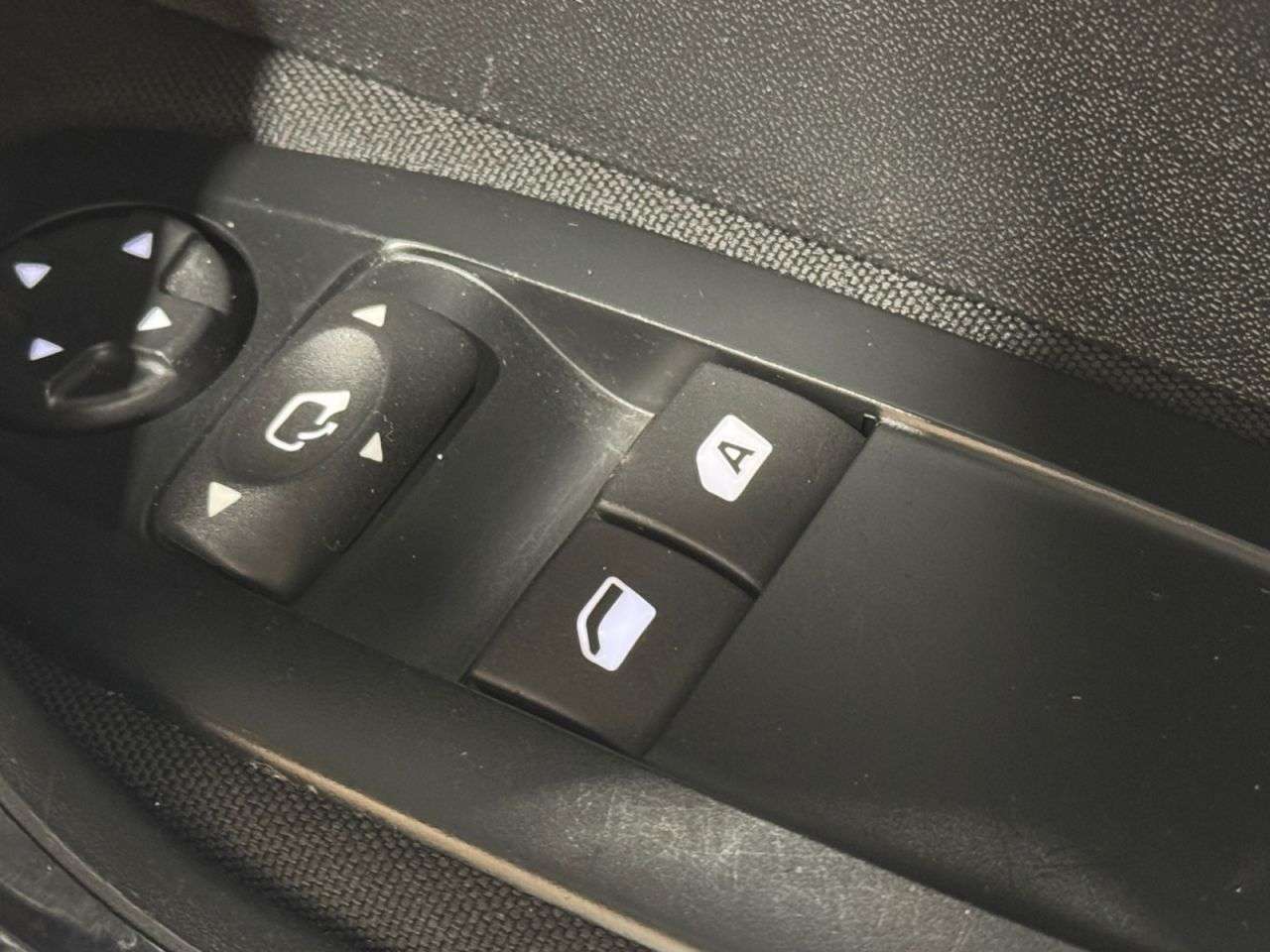 2018 PEUGEOT 208 2018 PEUGEOT 208