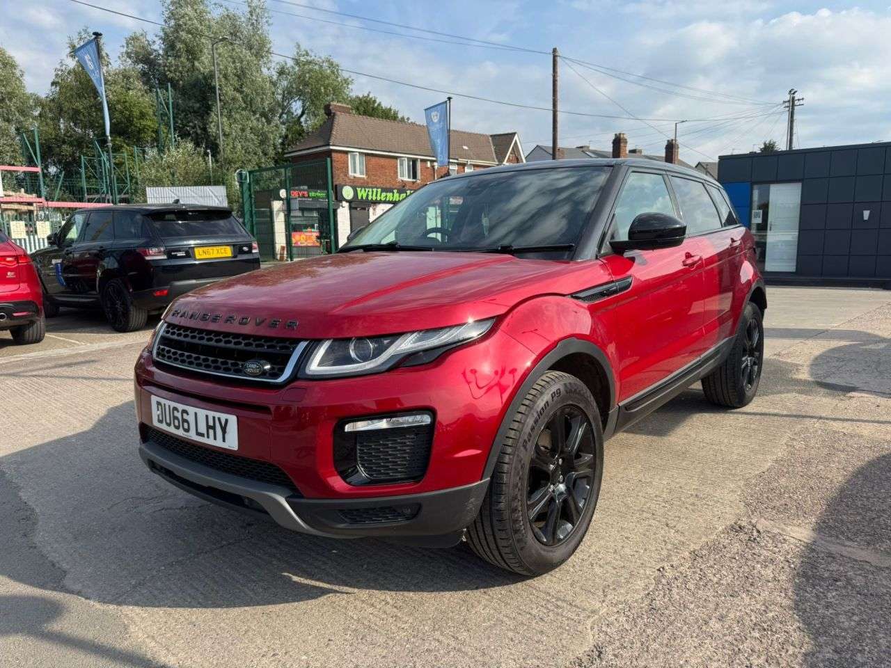A 2016 LAND ROVER RANGE ROVER EVOQUE 2.0 eD4 SE Tech SUV 5dr Diesel Manual FWD Euro 6 (s/s) (150 ps) (Rates star A 2016 LAND ROVER RANGE ROVER EVOQUE 2.0 eD4 SE Tech SUV 5dr Diesel Manual FWD Euro 6 (s/s) (150 ps) (Rates star