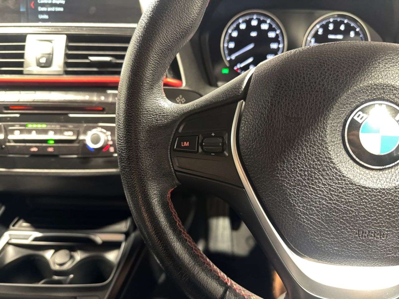 2017 BMW 1 SERIES 2017 BMW 1 SERIES