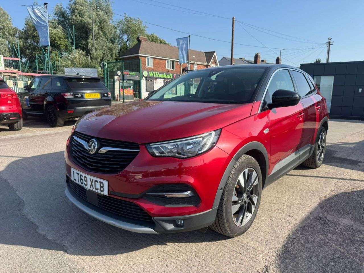 A 2020 VAUXHALL GRANDLAND X 2.0 Turbo D SRi Nav SUV 5dr Diesel Auto Euro 6 (s/s) (177 ps) (Rates starti A 2020 VAUXHALL GRANDLAND X 2.0 Turbo D SRi Nav SUV 5dr Diesel Auto Euro 6 (s/s) (177 ps) (Rates starti