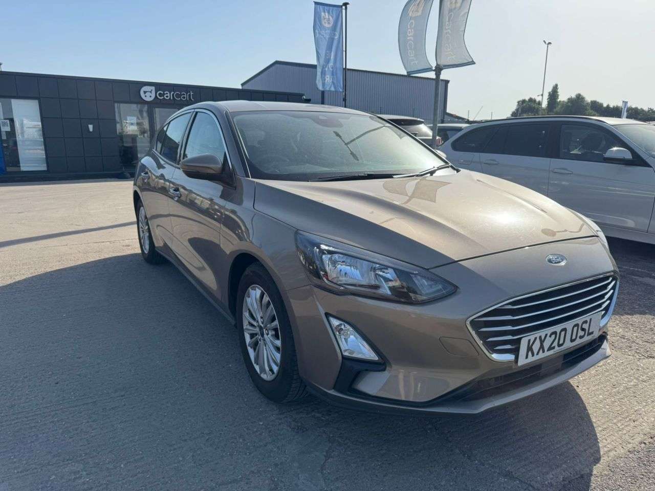 A 2020 FORD FOCUS 1.0T EcoBoost Titanium Hatchback 5dr Petrol Manual Euro 6 (s/s) (125 ps) (R A 2020 FORD FOCUS 1.0T EcoBoost Titanium Hatchback 5dr Petrol Manual Euro 6 (s/s) (125 ps) (R