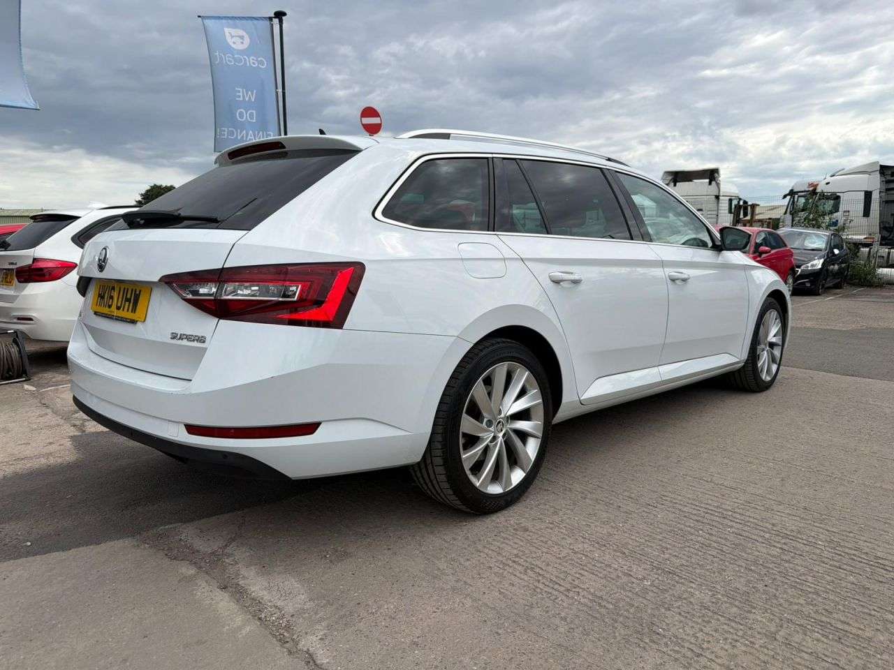 2016 SKODA SUPERB 2016 SKODA SUPERB