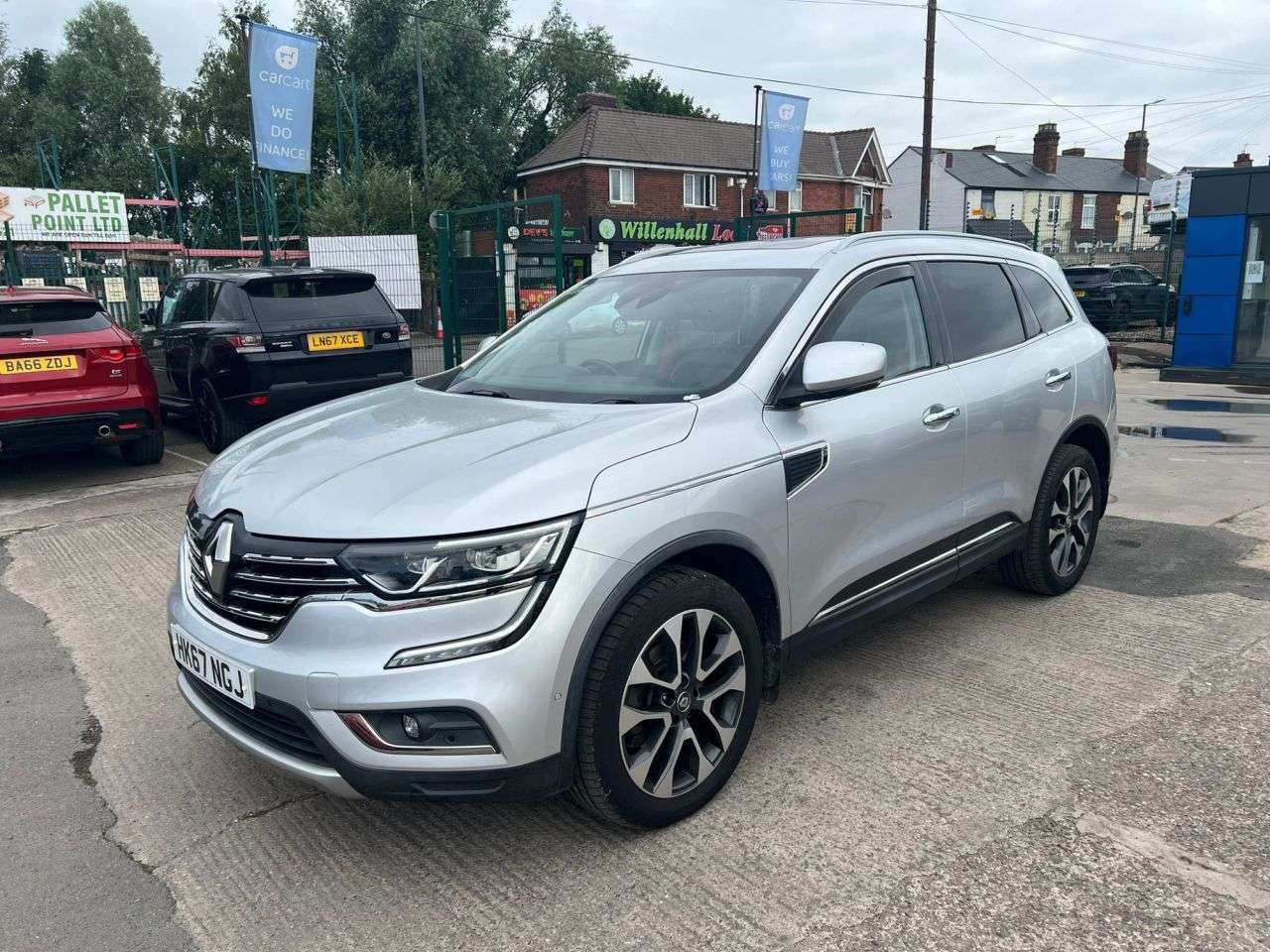A 2018 RENAULT KOLEOS 2.0 dCi Signature Nav SUV 5dr Diesel X-Trn A7 4WD Euro 6 (s/s) (175 ps) (Ra A 2018 RENAULT KOLEOS 2.0 dCi Signature Nav SUV 5dr Diesel X-Trn A7 4WD Euro 6 (s/s) (175 ps) (Ra