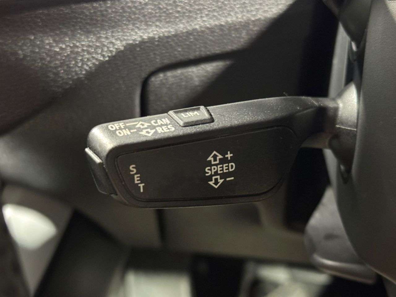 2018 AUDI Q2 2018 AUDI Q2