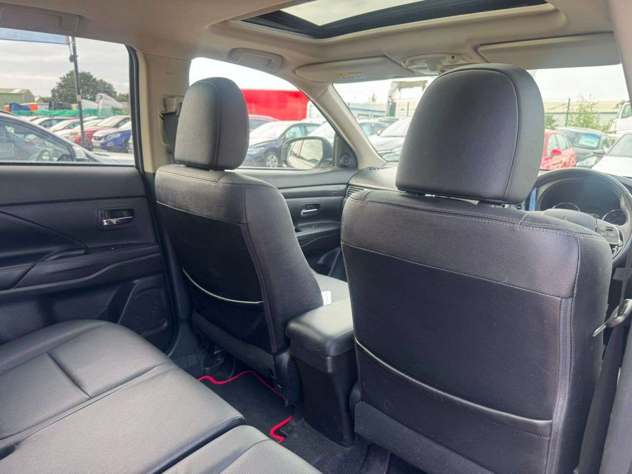 2017 MITSUBISHI OUTLANDER 2017 MITSUBISHI OUTLANDER