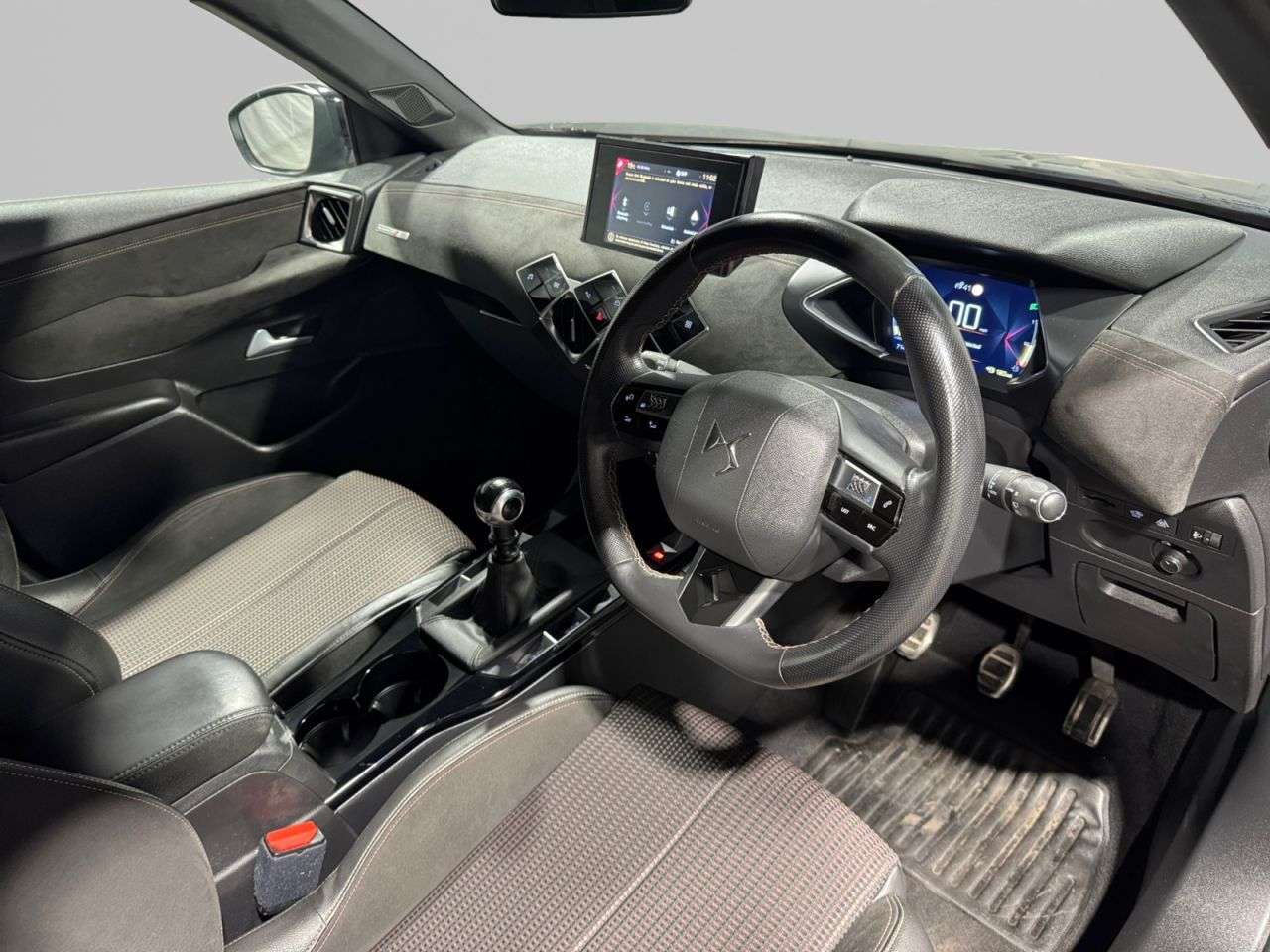 2021 DS AUTOMOBILES DS 3 CROSSBACK 2021 DS AUTOMOBILES DS 3 CROSSBACK