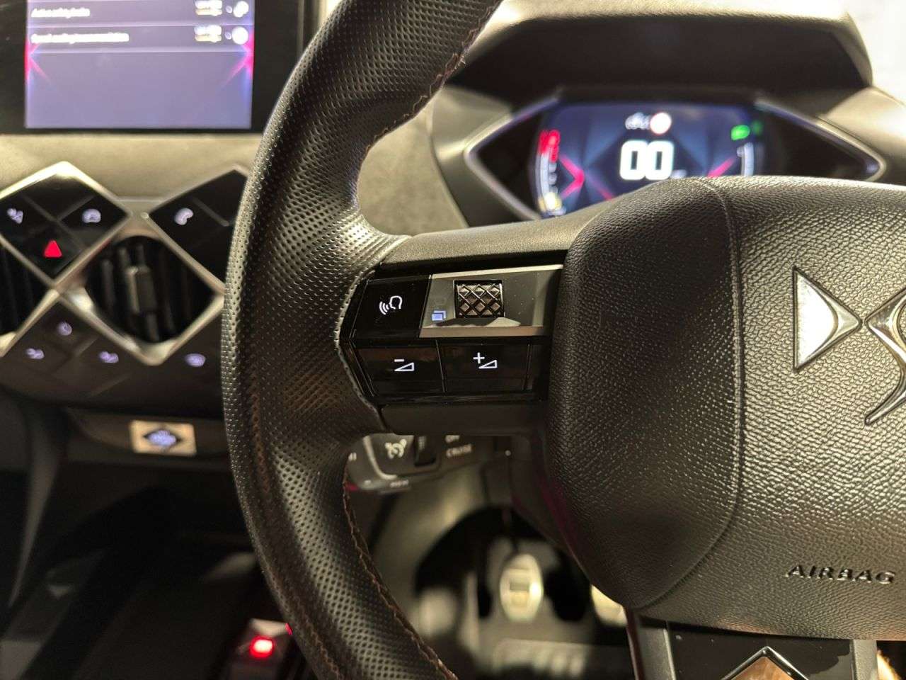2021 DS AUTOMOBILES DS 3 CROSSBACK 2021 DS AUTOMOBILES DS 3 CROSSBACK