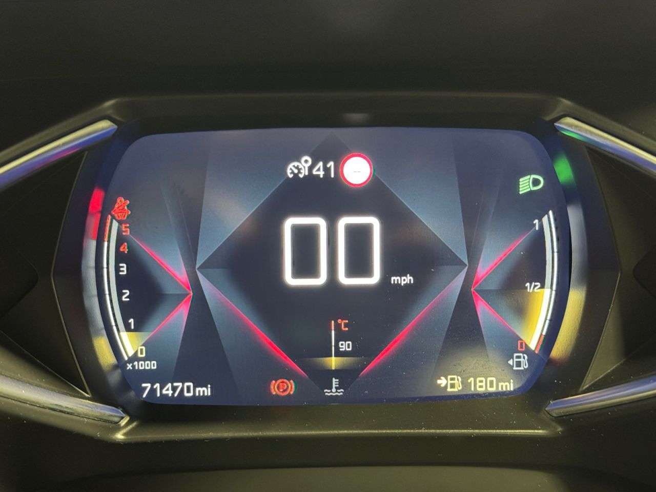 2021 DS AUTOMOBILES DS 3 CROSSBACK 2021 DS AUTOMOBILES DS 3 CROSSBACK